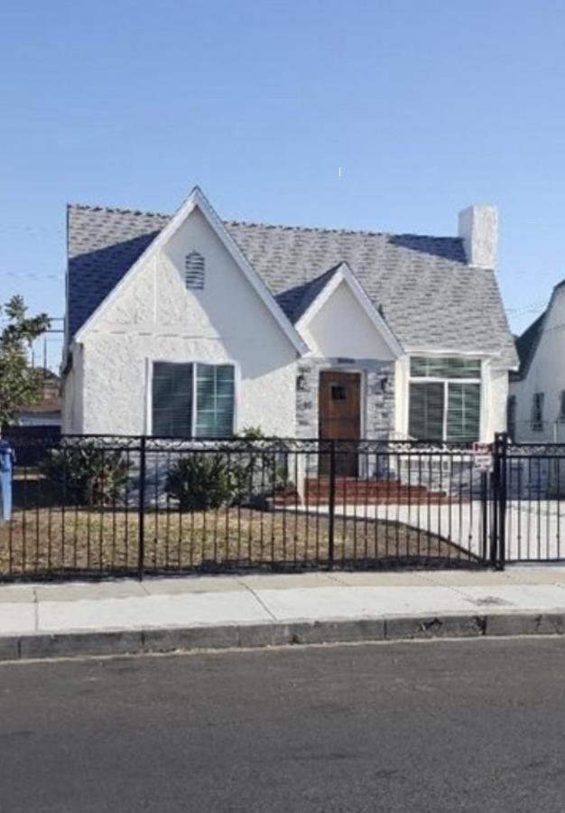 Gated Contemporary 3 Bedroom - 2 Bathroom Home In South La Plus Parking Los Angeles Buitenkant foto