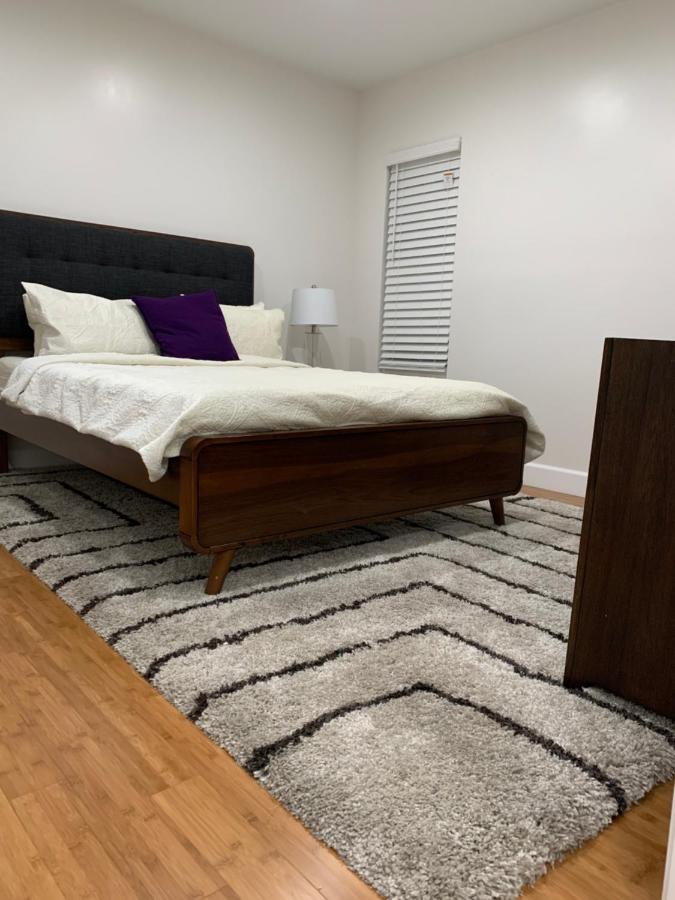 Gated Contemporary 3 Bedroom - 2 Bathroom Home In South La Plus Parking Los Angeles Buitenkant foto