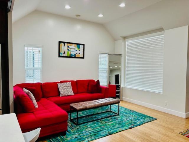 Gated Contemporary 3 Bedroom - 2 Bathroom Home In South La Plus Parking Los Angeles Buitenkant foto